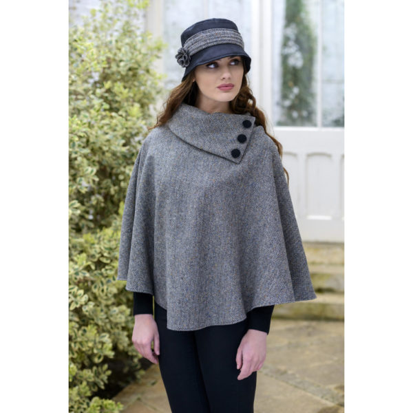 Gray Tweed Poncho Mucros