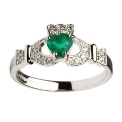 White Gold Claddagh Emerald set with Diamonds