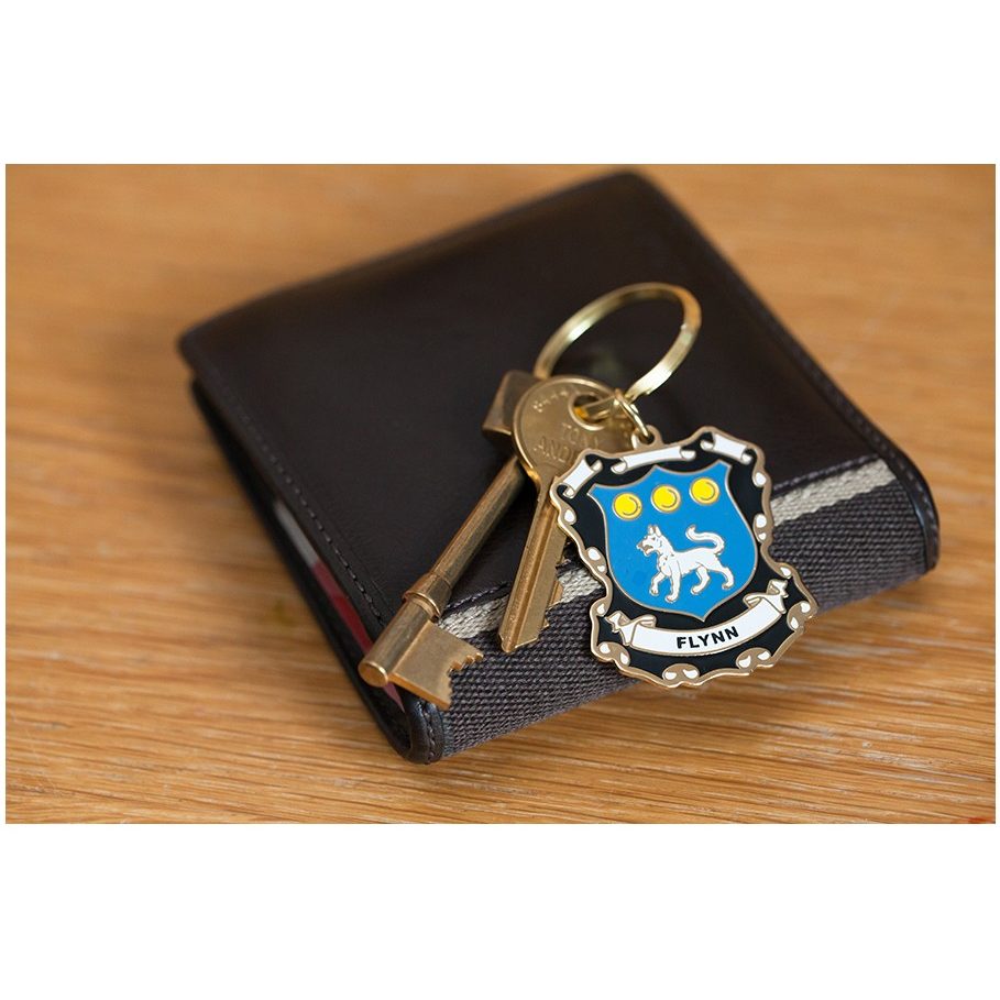 Hunter Family Crest Surname Coat Of Arms Brown Leather Keyring Engraved