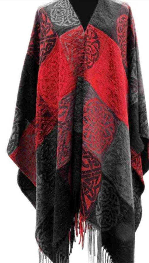 Calzeat Celtic Knot Flodden Ruana